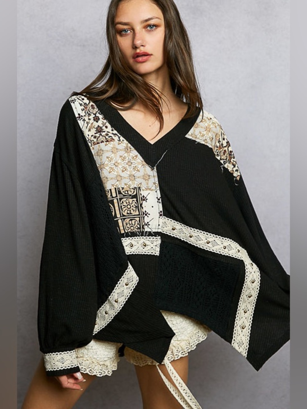 POL Boho Patchwork V-Neck Black Top with Cream Lace Trim Size Large